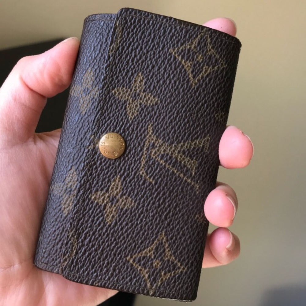 AUTHENTIC LV 6 RING KEY HOLDER & MARC JACOBS